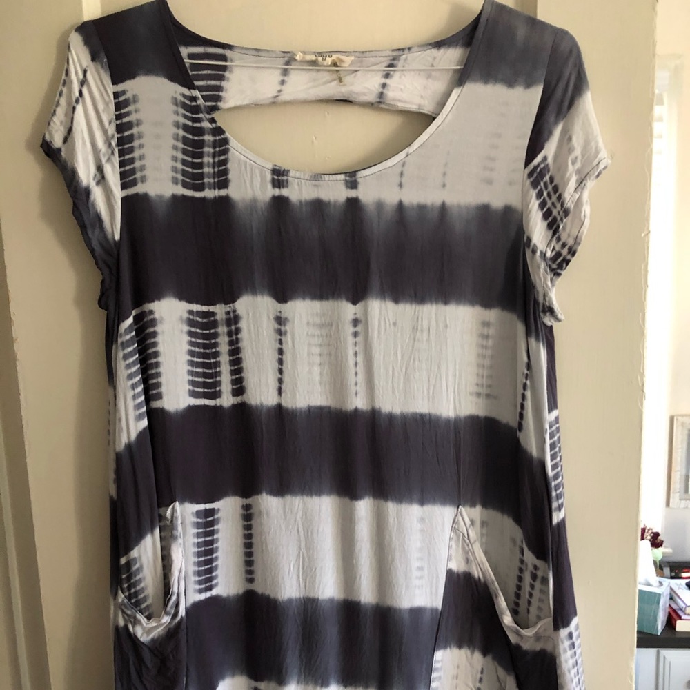 Grey and white dress